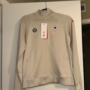 Olympic Lululemon Team Canada Engineered Warmth 1/2 Zip